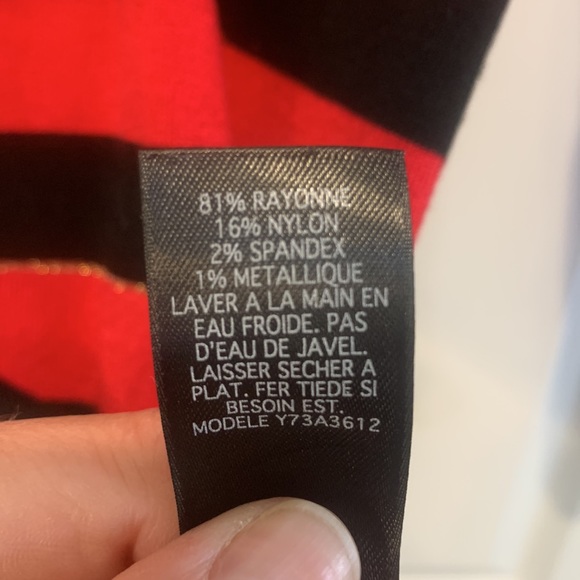 Guess Sweater - Picture 7 of 12